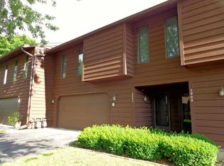 2905 Acorn Dr, Freeport, IL 61032