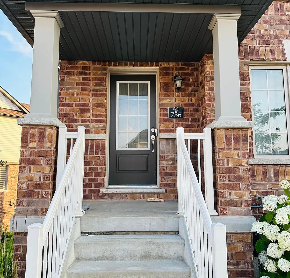 3 bed, $2,700 — Photo 3