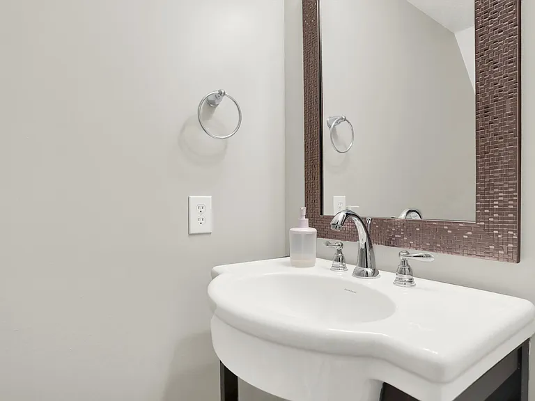 2241 N Scioto St #2 — Photo 18