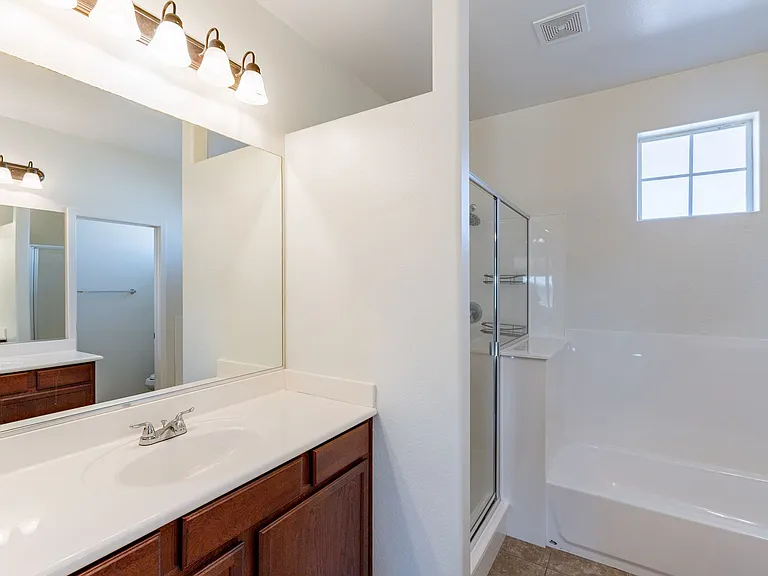 7416 S 27th Pl — Photo 21