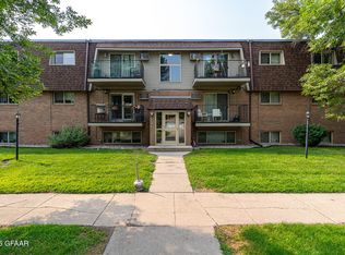 1711 21st Ave S APT 214, Grand Forks, ND 58201