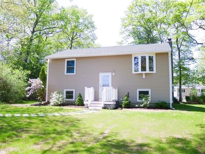 61 N Woody Hill Rd, Bradford, RI, 02808