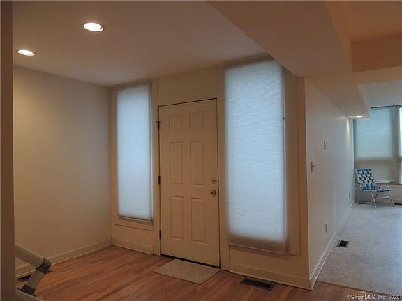 2nd image of 205 Turtle Bay Dr Unit 205