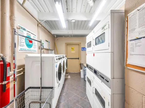 344 West 49th Street image 8 of 10