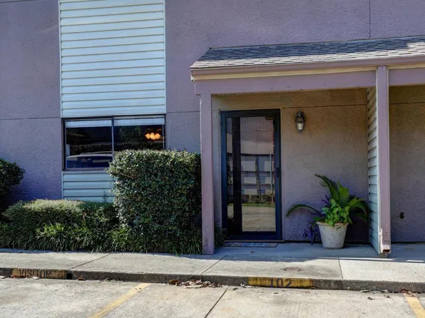 110 W Bayou Pkwy APT 102, Lafayette, LA 70503