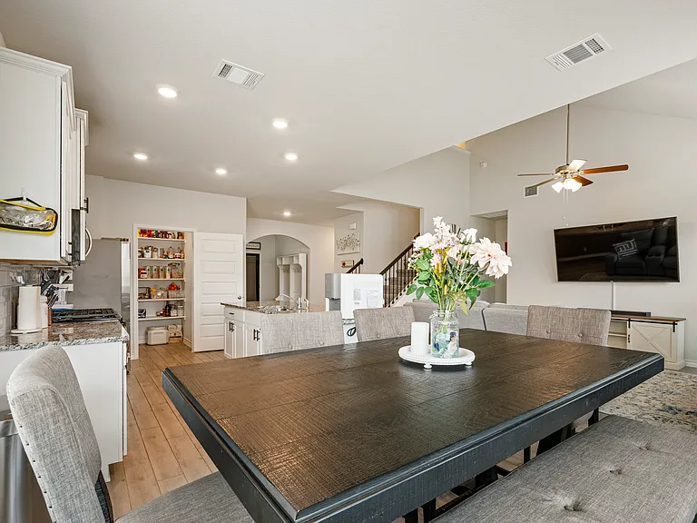 512 Steele Shallows — Photo 12