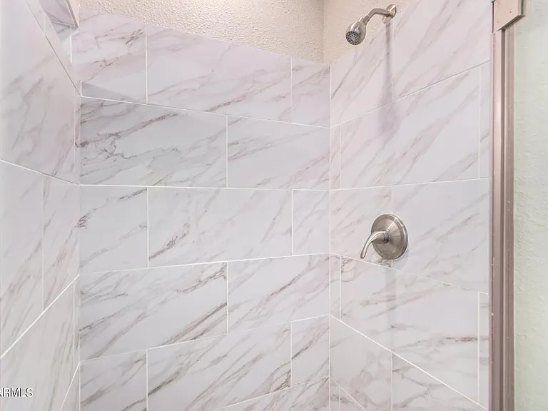 6920 W Morrow Dr — Photo 15