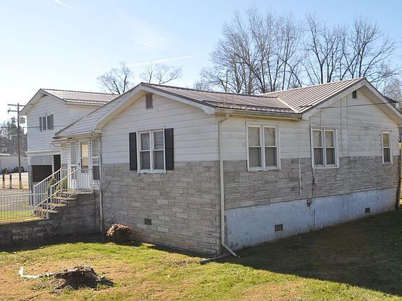 2nd image of 213 Laurel Ave