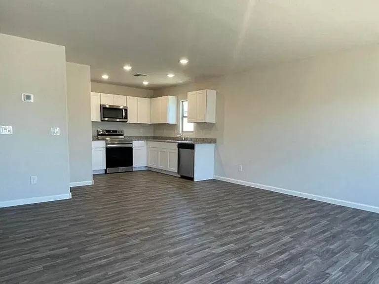 251 S Picacho Heights Rd — Photo 10