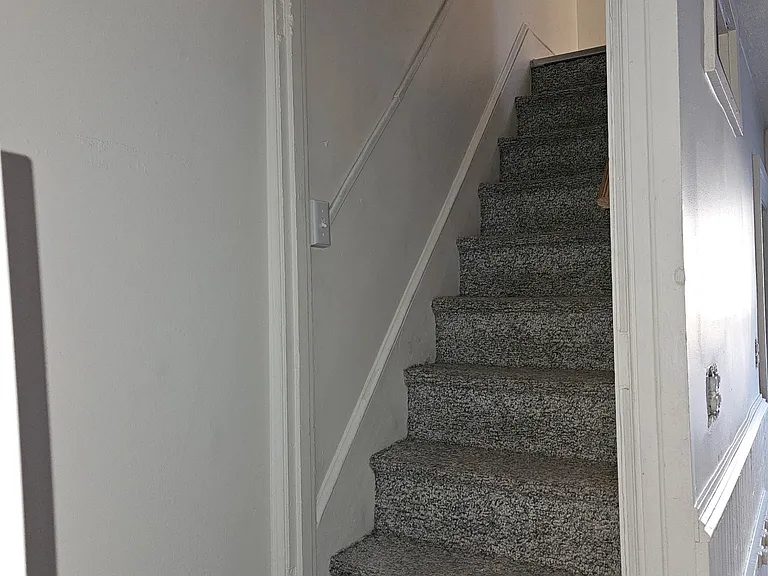 499 Manor St #3 — Photo 8