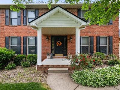 112 Willowood Cir, Hurricane, WV, 25526