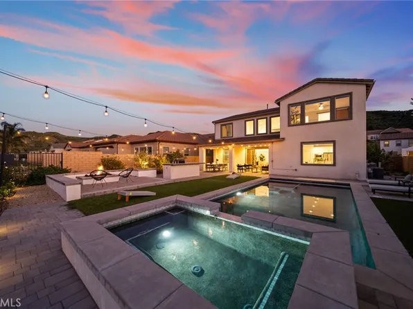 18731 Big Cedar Dr, Santa Clarita, CA 91387