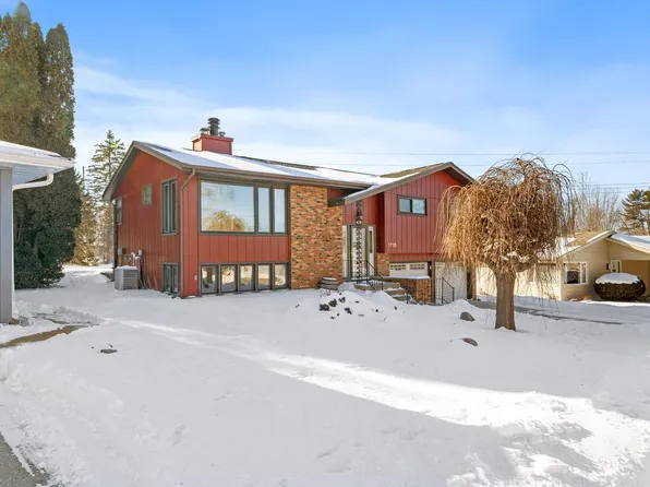 1715 Fox Hill ROAD, Sheboygan, WI 53081