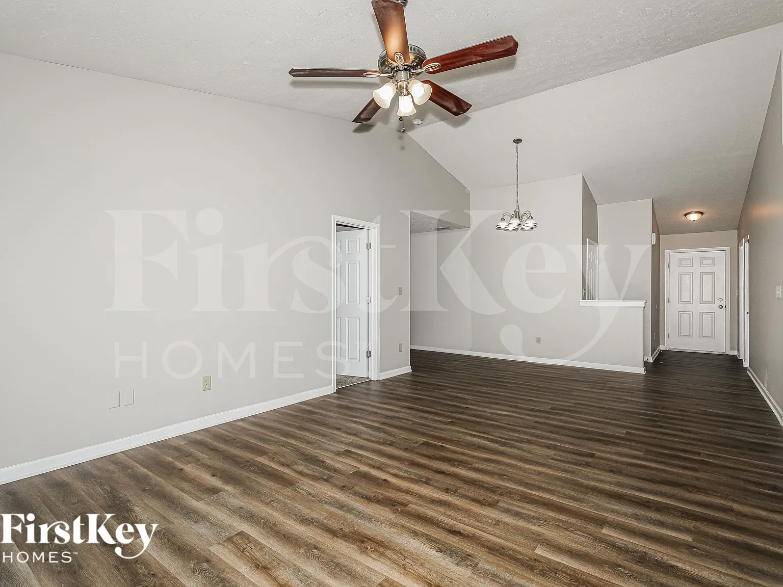 4 bed, 2.0 bath, 1250 sqft, $1,565 — Photo 3