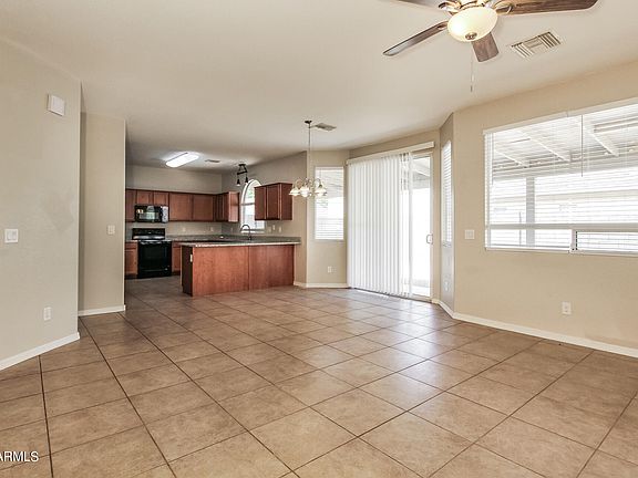 5th image of 1214 E SUNLAND Avenue