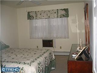 4th image of 715 Garnet Dr