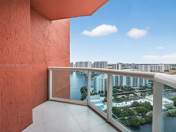 5th image of 3370 Hidden Bay Dr #2915