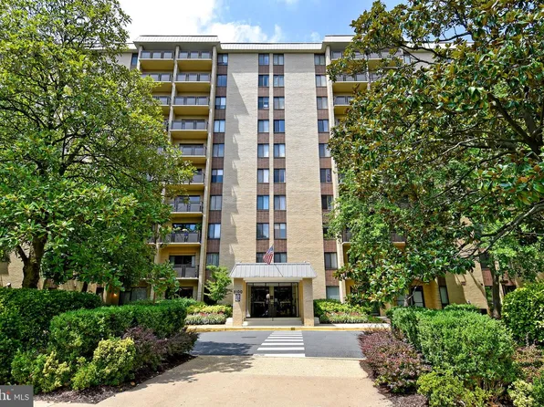 3100 S Manchester St APT 1038, Falls Church, VA 22044
