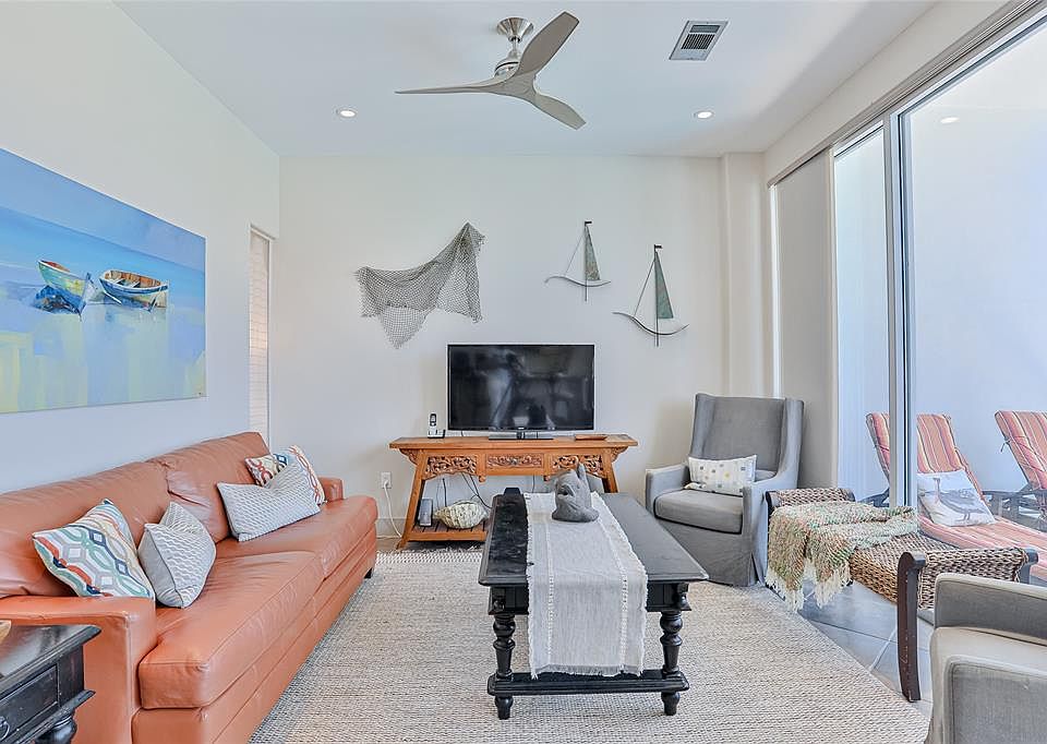 Diamond Beach Apartments Galveston, TX Zillow