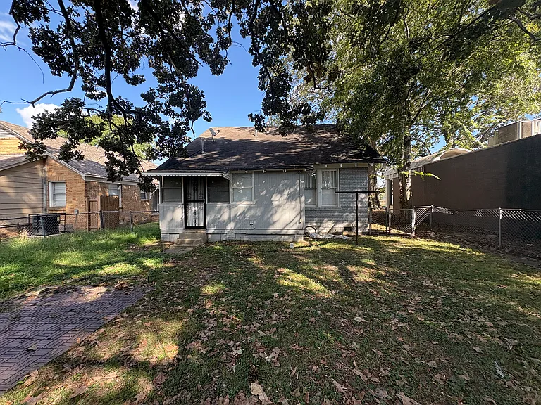 1805 Maple St #A — Photo 25