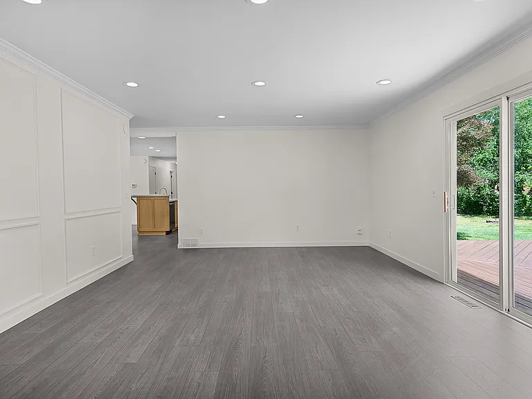 1753 Jason Ct — Photo 9