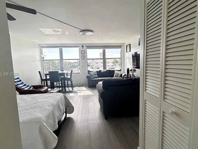 2899 Collins Ave #450 — Photo 12