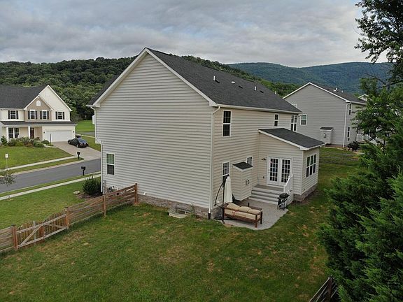 2nd image of 2210 Kendall Ct