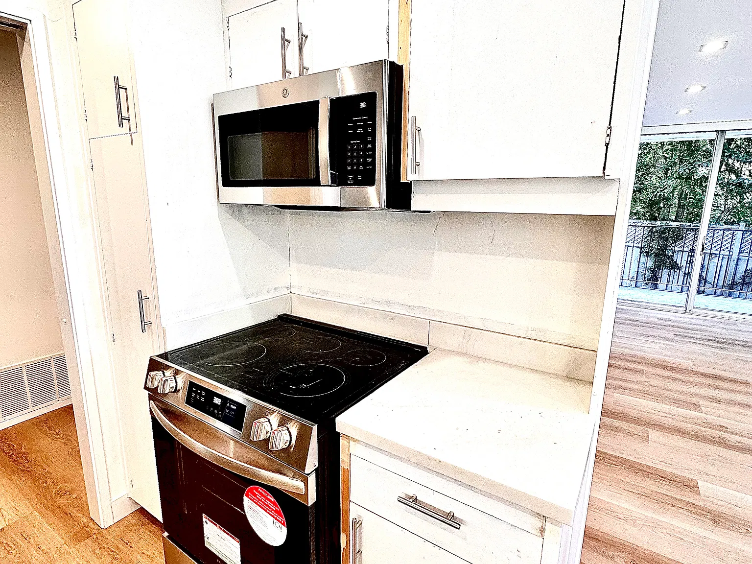 Two Clark Drive Apartments — Photo 3
