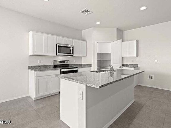 3rd image of 1566 E FLETCHER Drive