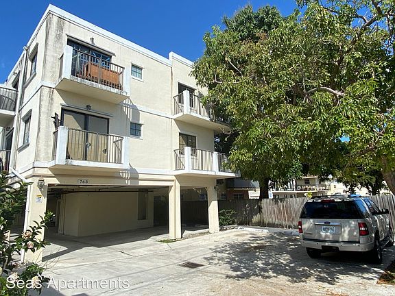 2nd image of 763 SW 5th St #4099328