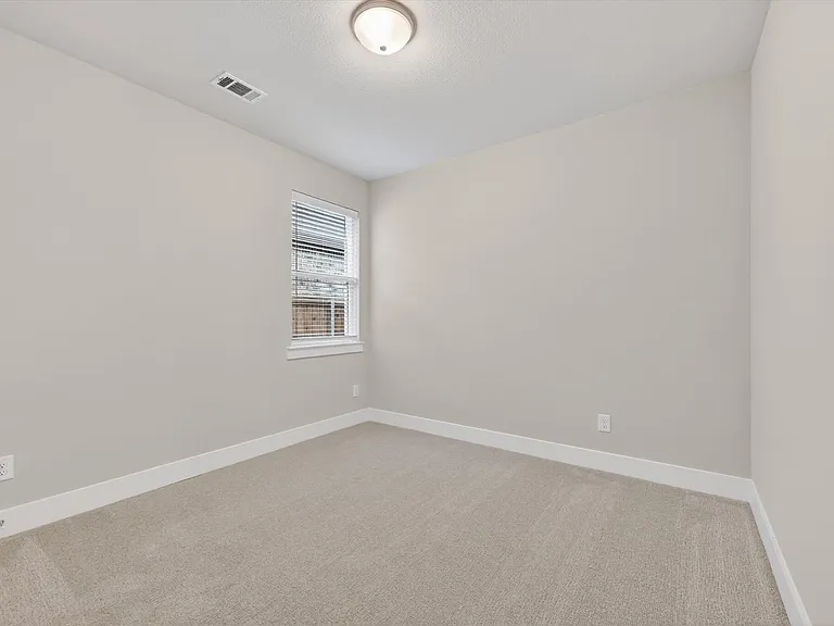 4123 Windy Point Rd — Photo 18
