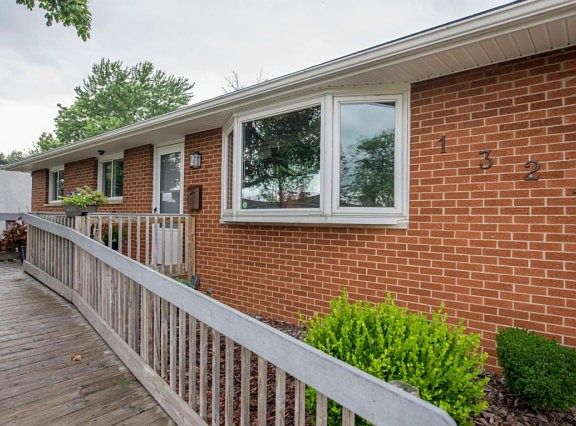 3rd image of 1324 Seaton Ln