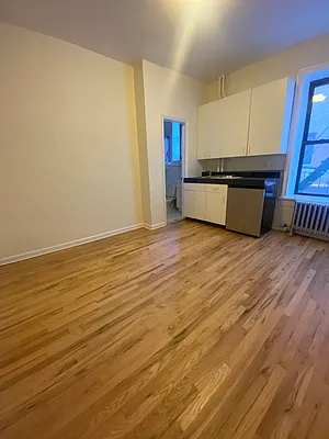 Rented by Corcoran | media 1
