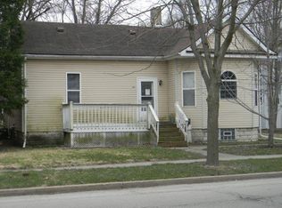 416 E Howard St, Pontiac, IL 61764