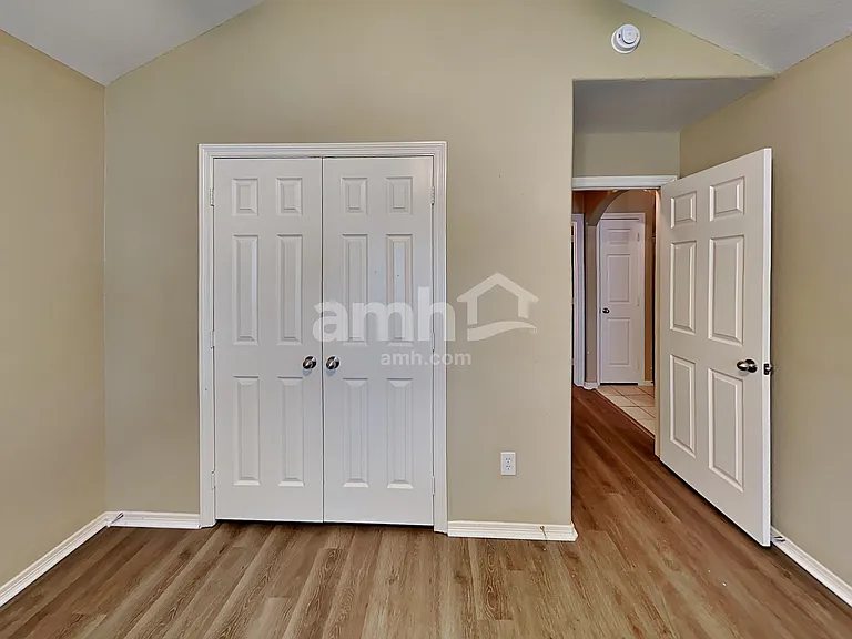 719 Chase View Dr — Photo 16