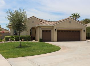 28684 Raintree Dr, Menifee, CA 92584