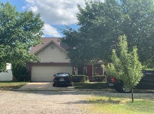 26347 Sibley Rd, Brownstown, MI 48174