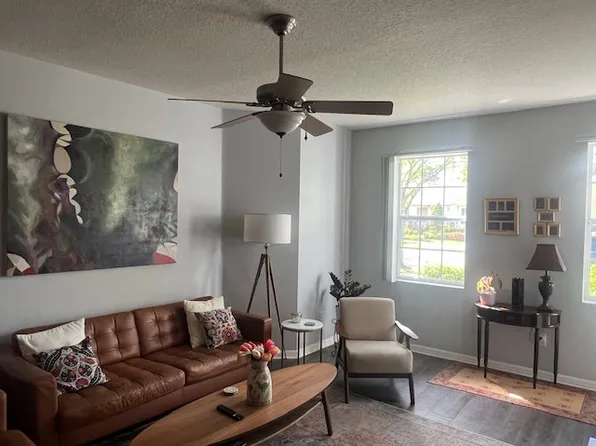 9508 W Park Village Dr APT 107, Tampa, FL 33626