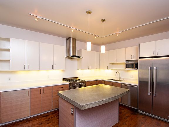 4th image of 22 Boardman Pl