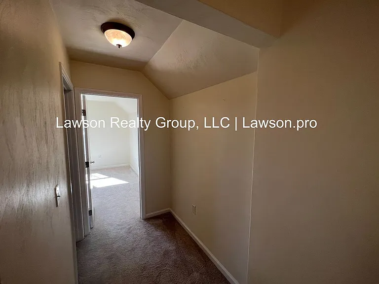 2080 Lawson Ln — Photo 27
