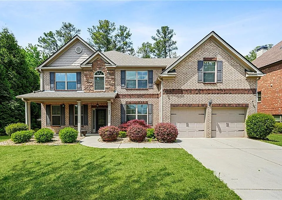 882 Nestling Dr