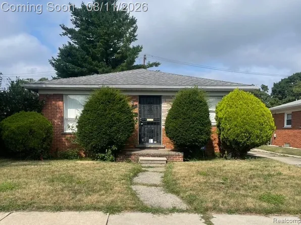8841 Wormer Ave, Redford, MI 48239