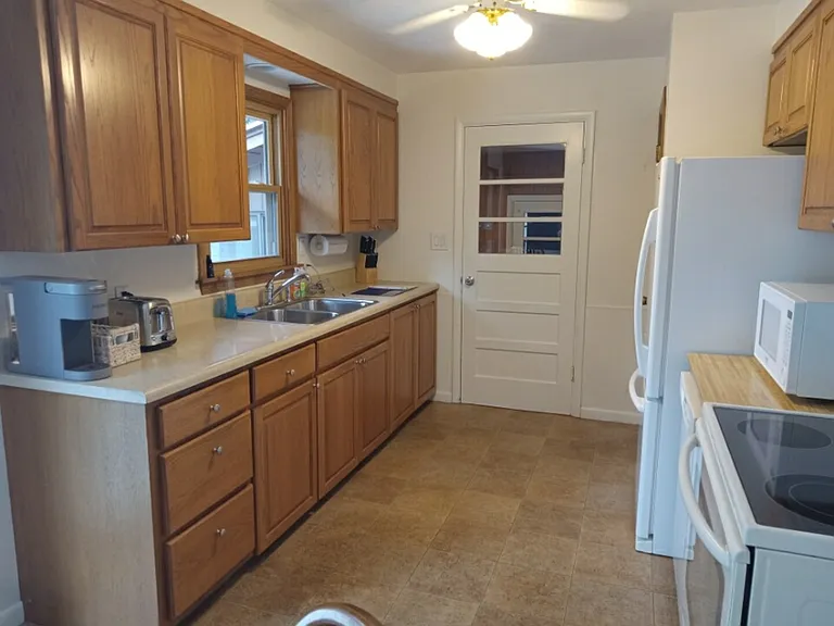Home Ave — Photo 13