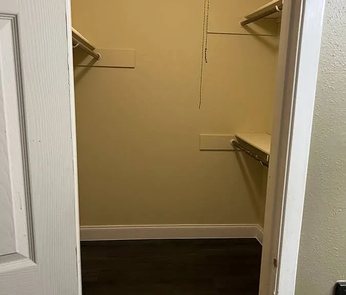 8306 Windy Creek Dr — Photo 16
