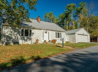 15 Percy St, Freeport, ME 04032