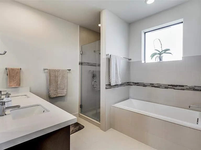 2612 Polk Ave #B — Photo 17