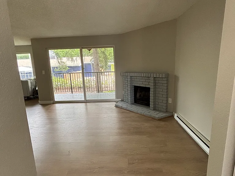 14330 126th Ave NE #B205 — Photo 1