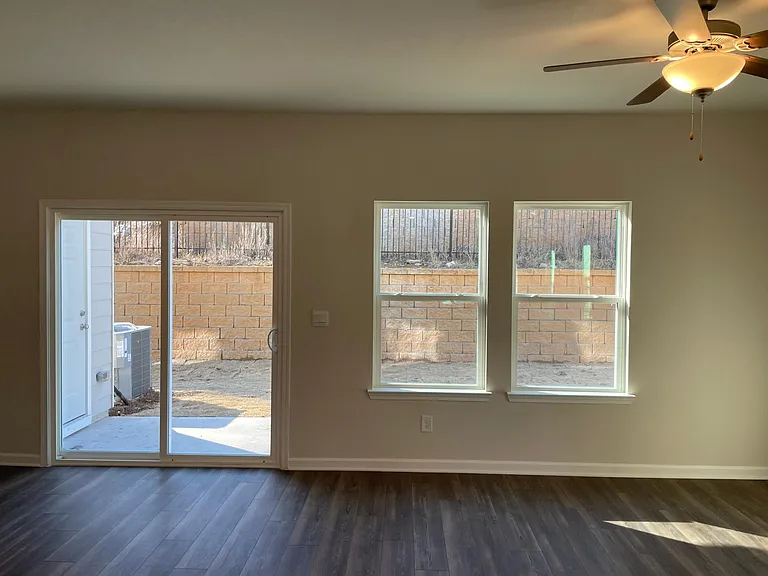 100 Cedar Ln — Photo 6