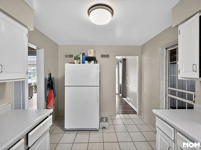 6707 E 6th Avenue Pkwy — Photo 14