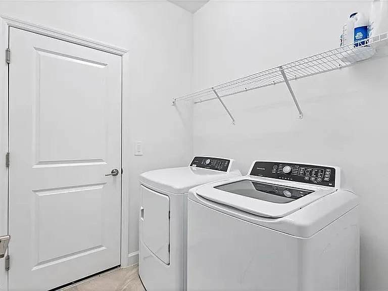 14003 Pine Lodge Ln — Photo 15
